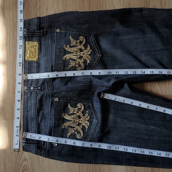 Grace in LA - Picture 3 of 9